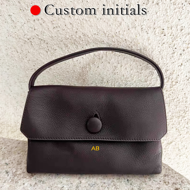 Luxury Bags Leather - カスタムイニシャル入り本革ミニバッグ レディース 高級デザイナーハンドバッグ パース 2026年新作 天然牛革ボタン付きリストストラップ