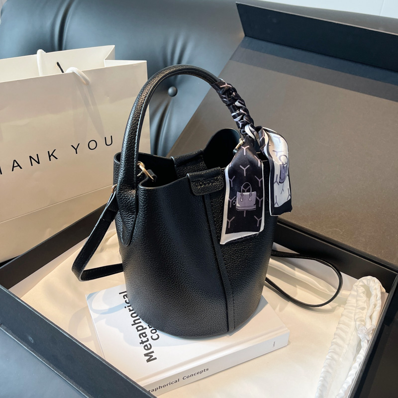 レディースPUバケットショルダーバッグ,ラグジュアリー,多用 - Luxury Bags On Sales のレビューと価格