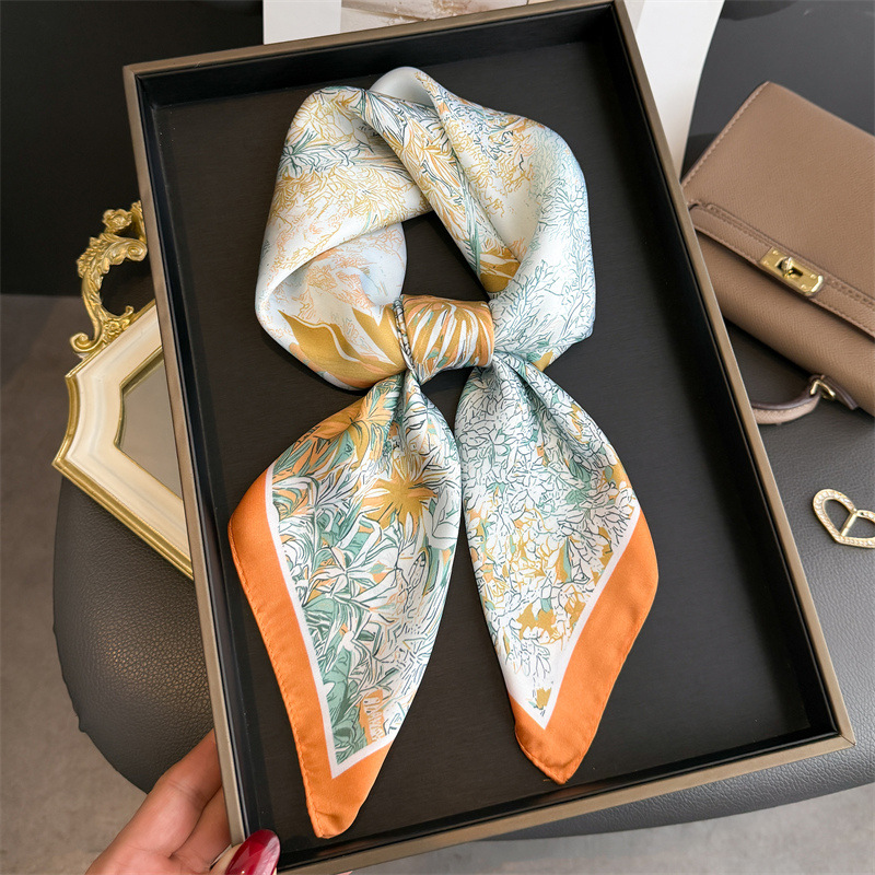高級デザインプリントスカーフ女性のためのシルクスカーフバンダ - Luxury Bags China のレビューと価格
