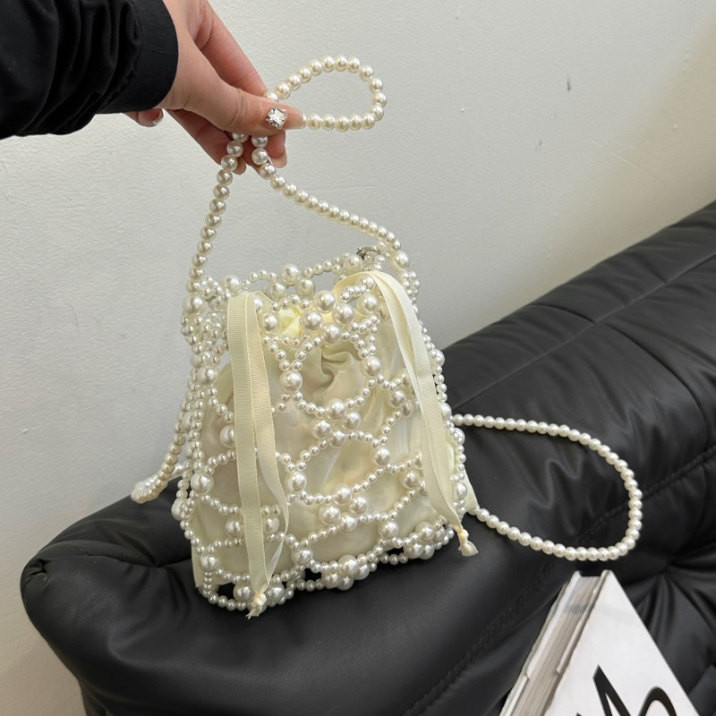 ホワイトビーズバケットショルダー＆クロスボディバッグ、高級感 - Luxury Bags On Sales のレビューと価格