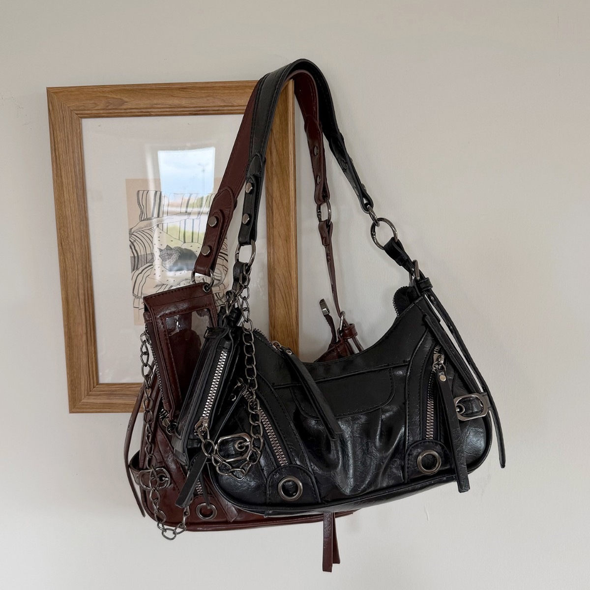 CGCBAG ヴィンテージ y2k 小型クロスボディバッグ  - Luxury Bags Tote のレビューと価格