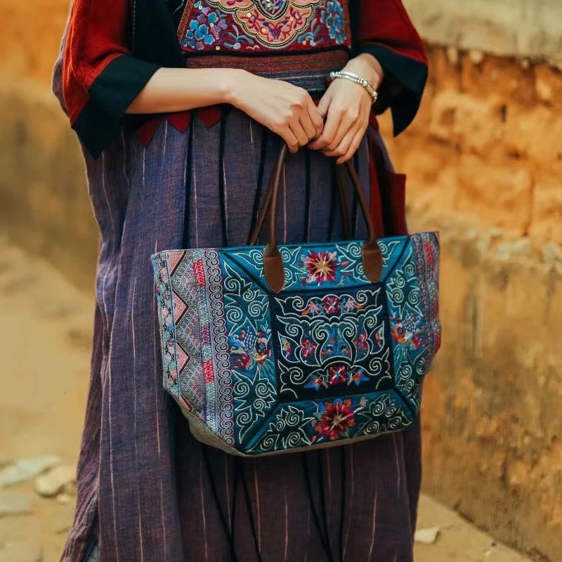 オリジナル刺繍トートバッグ両面グリーンコットンリネン大容量ヴ - Luxury Bags On Sales のレビューと価格